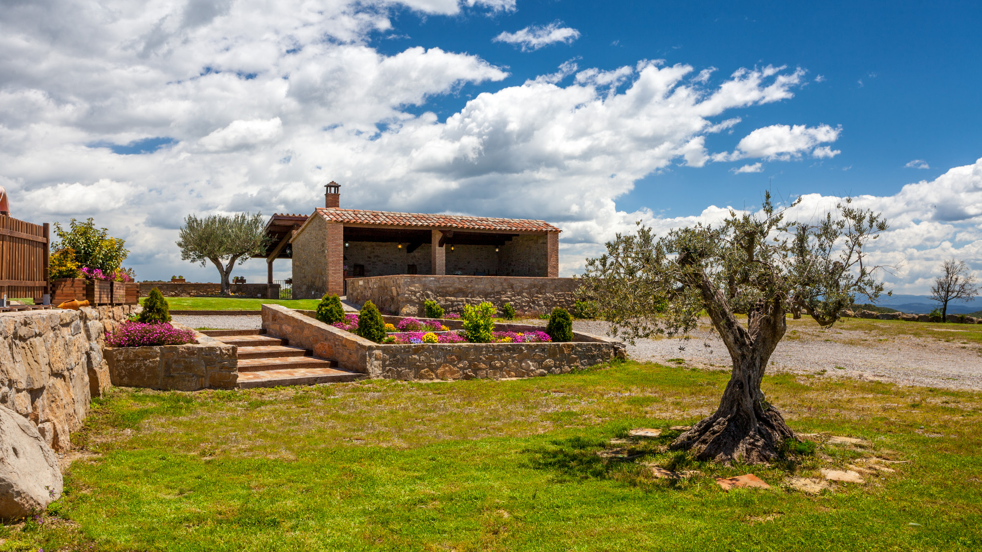 La Tor de Montclar - Ingeniería medieval: los puentes románicos del Berguedà
